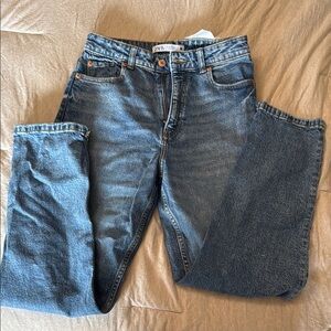 Zara Mom fit Blue Jeans